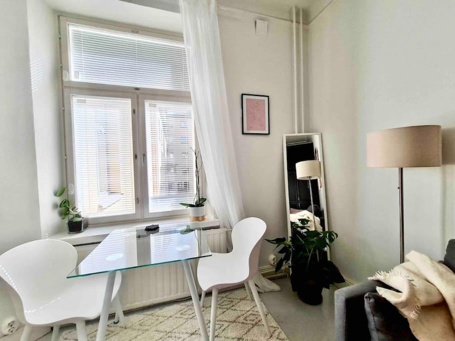 Stylish Studio In Downtown Helsinki Exterior foto